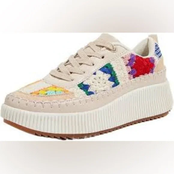 Crochet platform fashion sneakers. - Picture 4 of 14